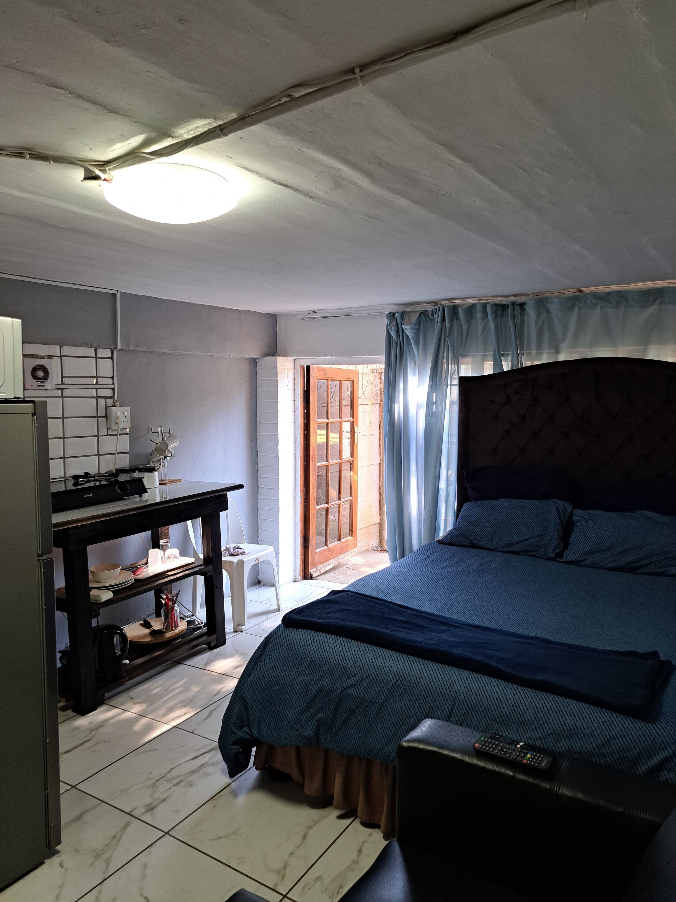 Condo clásico, vista a la alberca | Tabla de planchar con plancha y wifi gratis 