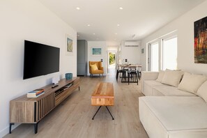 Living area - Olyan Seaside Villa (Argostoli)