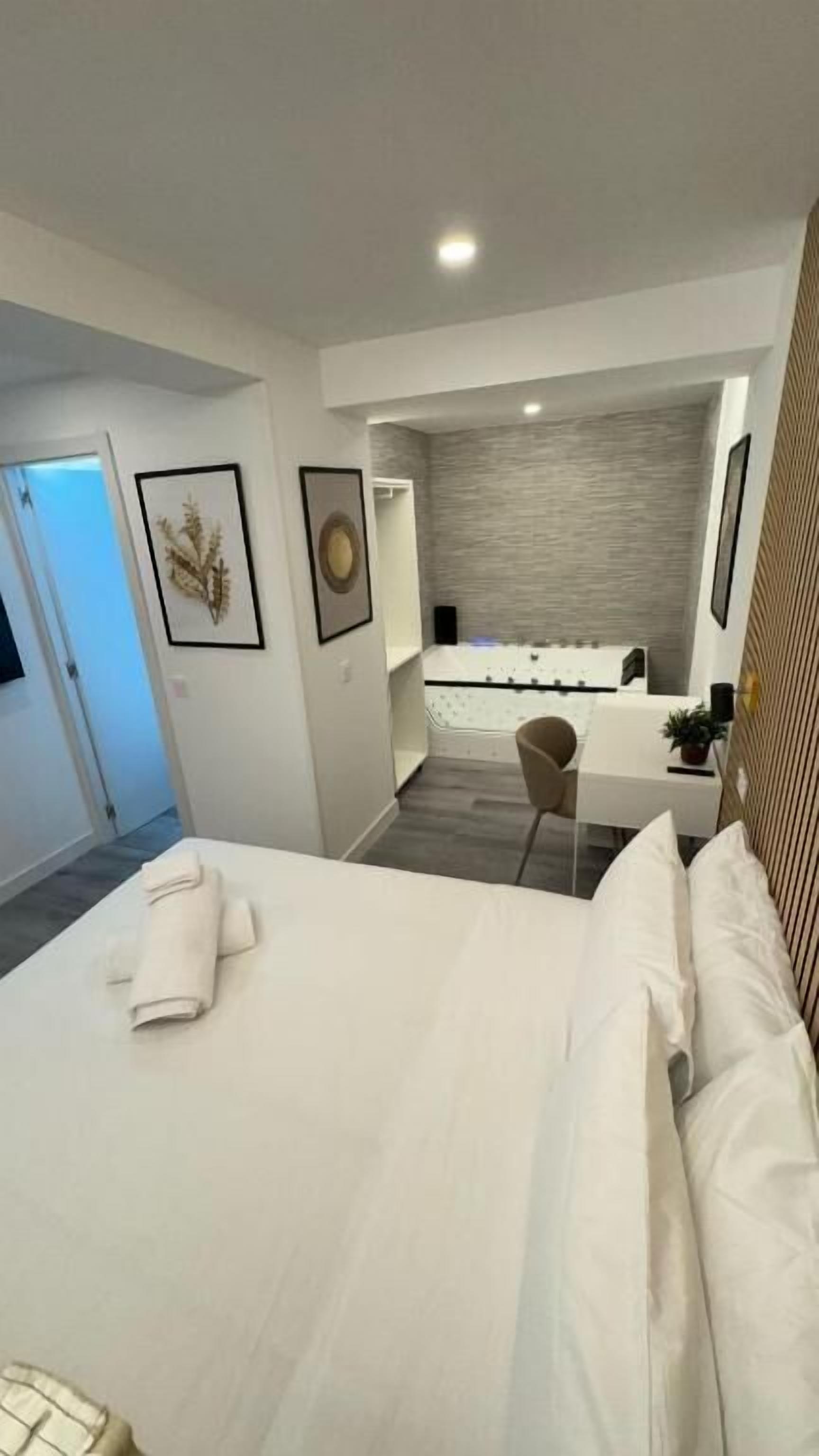 Double Room (Con Jacuzzi)