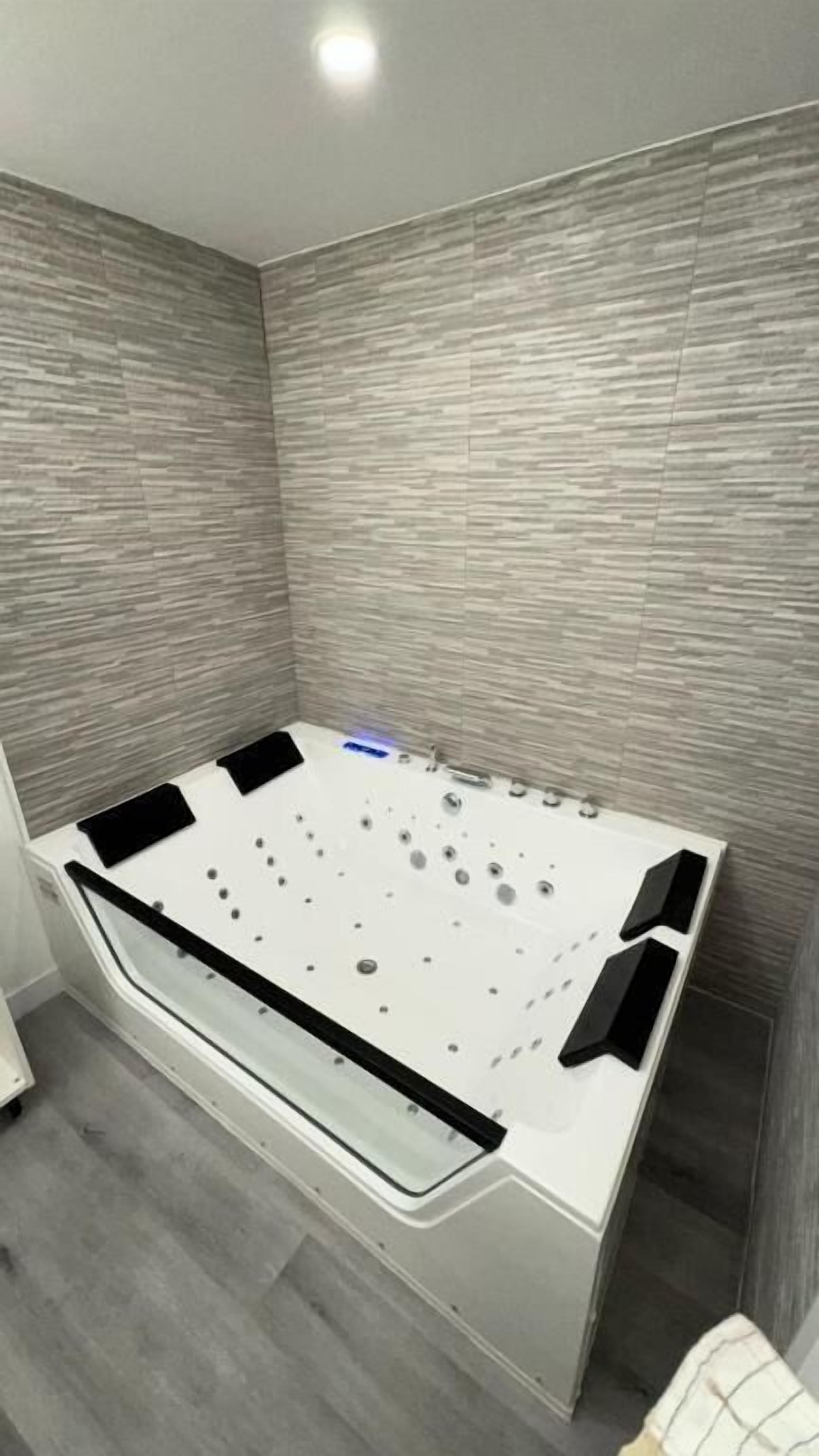 Quarto casal (Con Jacuzzi)