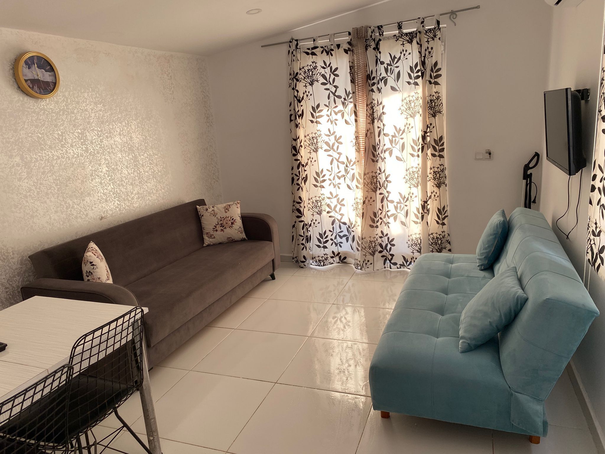 Superior Bungalov, Balkon, Havuz Manzaralı | Oturma alanı