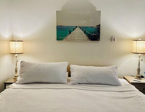 3 makuuhuonetta, ilmainen Wi-Fi, vuodevaatteet