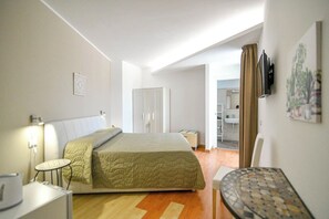 1 bedroom, WiFi, bed sheets - Villa Laura apartment - Room (Avola)