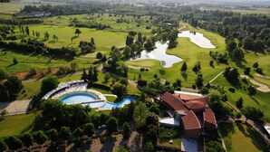 Exterior - HouSmart Luxury Suite Golf Club (Maranello)