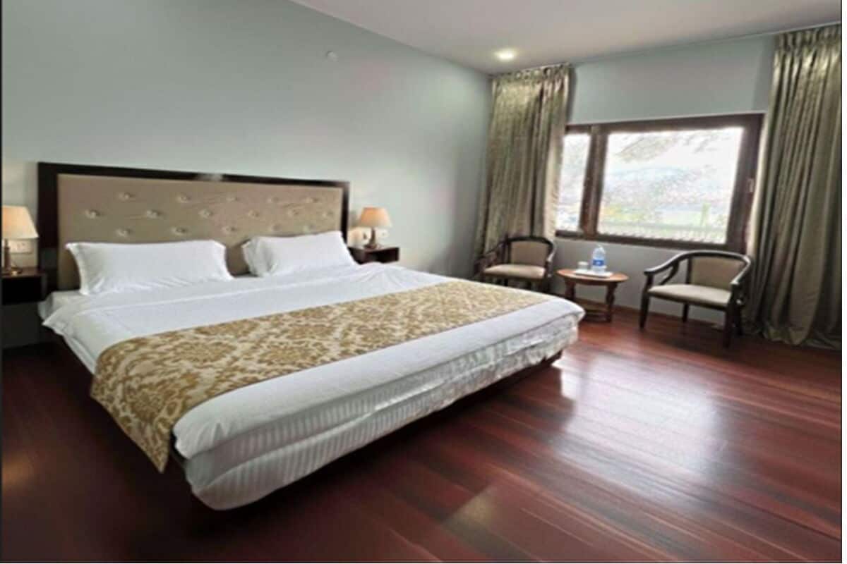 Standard Room With Private Balcony | Wifi gratis