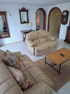 Nicht klassifiziertes Bild, 3 von 17, Schaltfläche