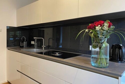 Uninah| Blue Room | seeglueck