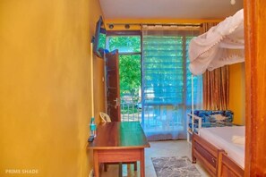 Deluxe Double Room, Garden View | Free WiFi, bed sheets