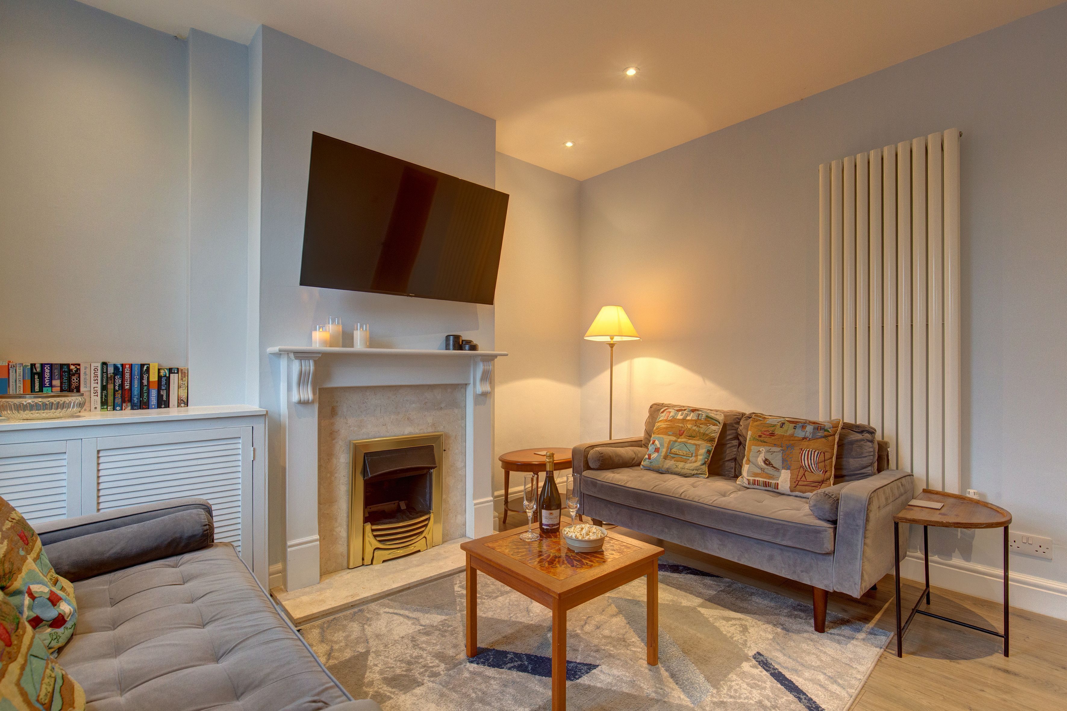 Beecroft Cottage - Sleeps 4 Guests  In 2 Bedrooms - Cromer