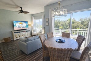 Interior - Luau 6310 3rd Floor Condo | Pool, Tram, Beach NEW Listing! (Miramar Beach)