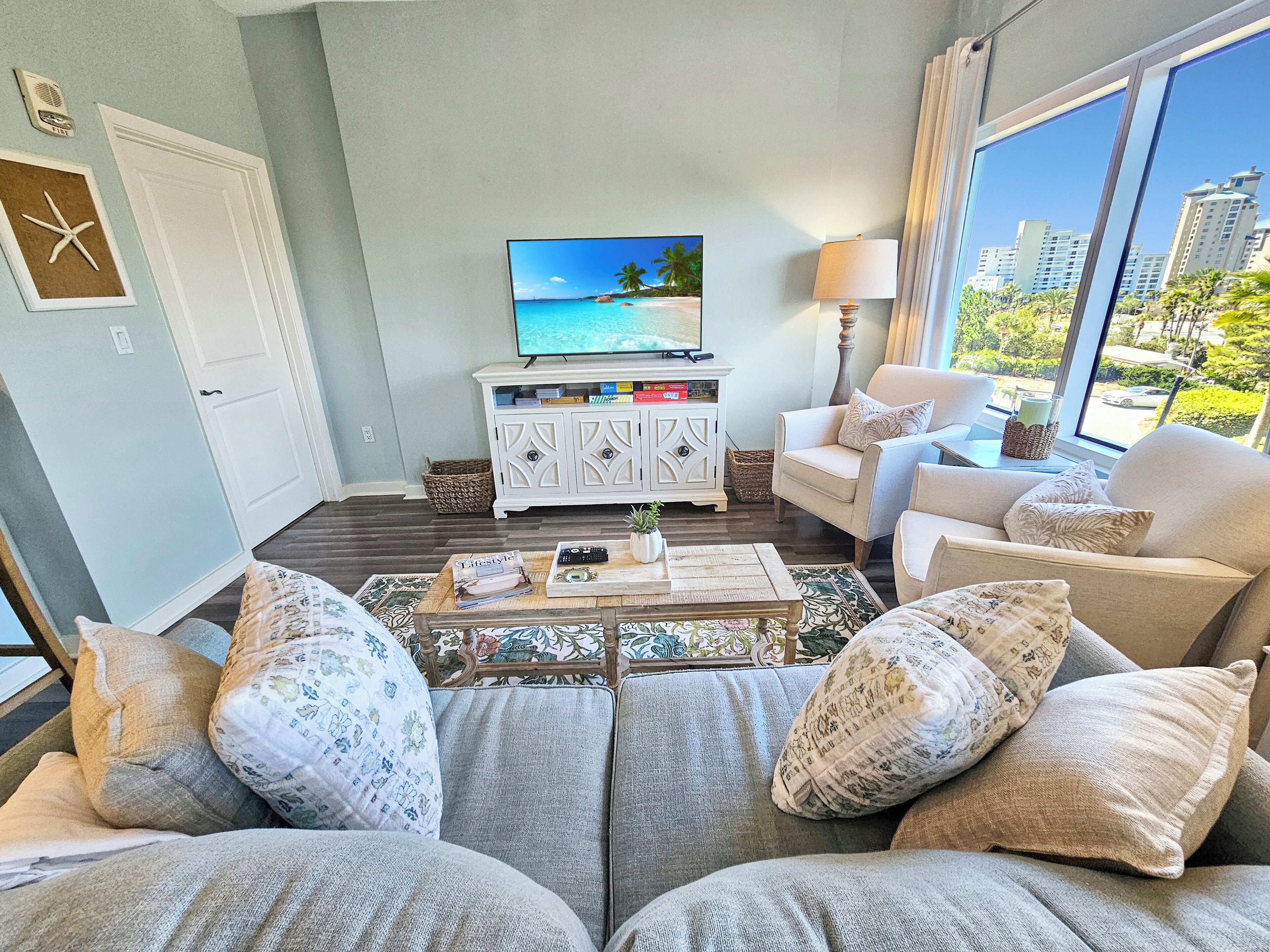 TV