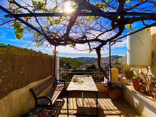 Holiday Home "Casa Pilar" with mountain view, Wifi and Private Roof Terrace