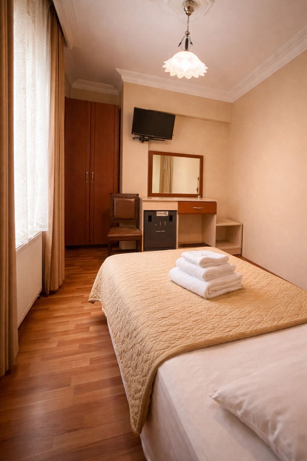 ห้องซิงเกิล | เครื่องนอนระดับพรีเมียม, มินิบาร์, โต๊ะทำงาน, พื้นที่ทำงานแบบใช้แล็ปท็อป