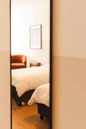 Blackout curtains, iron/ironing board, free WiFi - Hotel Node (Swarzedz)