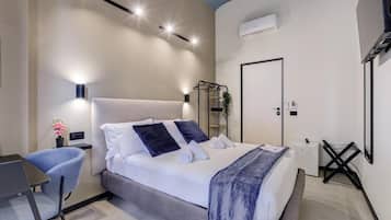 Basic Room | Desk, free WiFi
