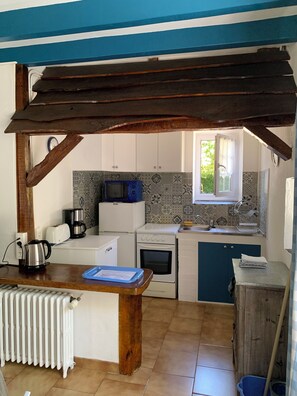 Unclassified image, 3 of 9, button - Gite bleu l'Iris avec piscine chauffée (Loire-Authion)