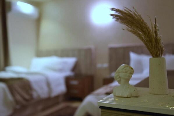 Luxury Twin Room, Hill View