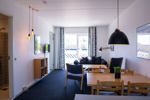 Departamento estándar, vista al patio