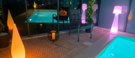 Piscine extérieure, piscine chauffée