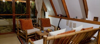 Private Villa in Pacifico, Just Steps from the Beach