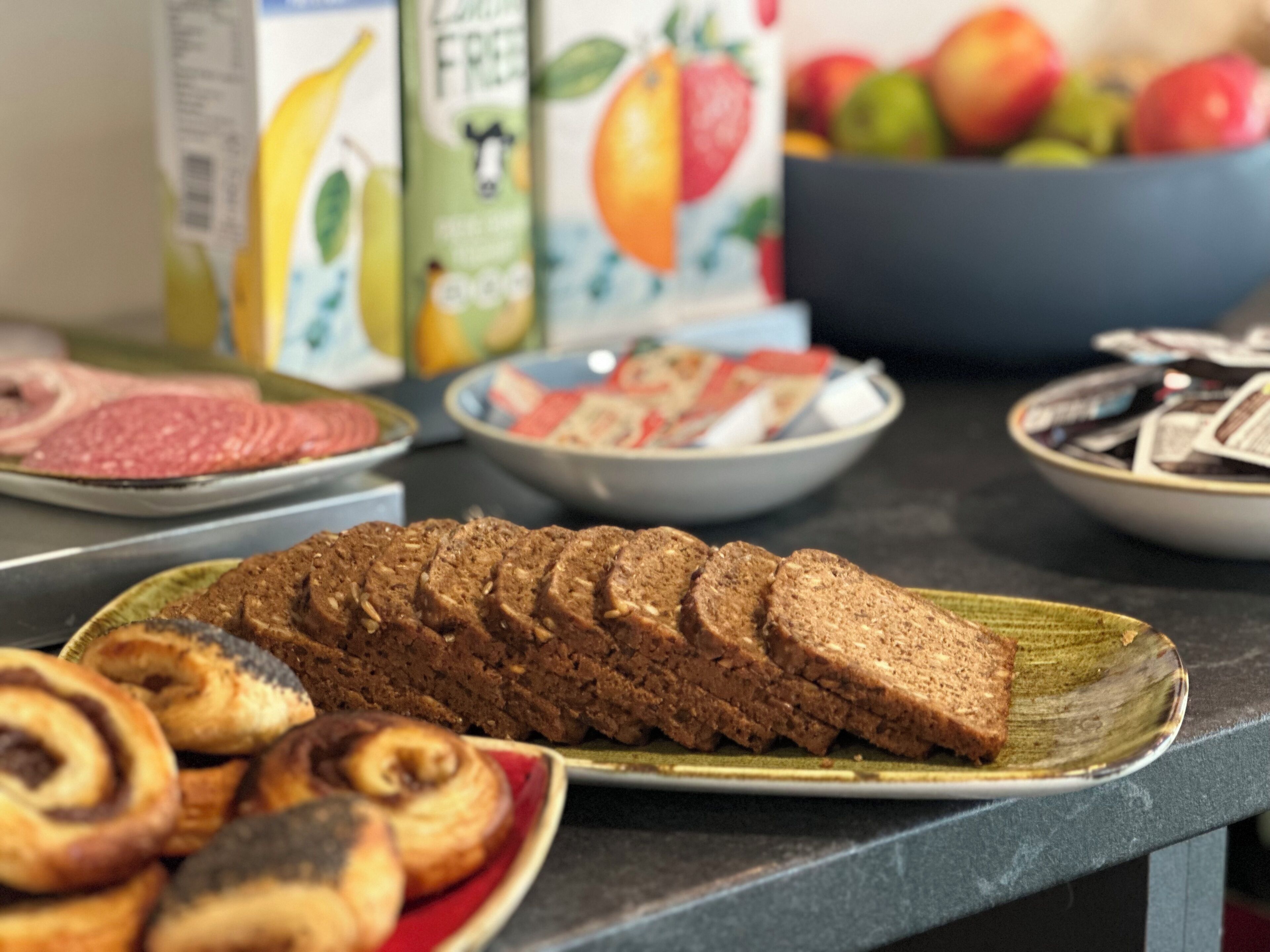 Free daily buffet breakfast