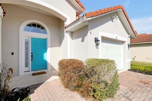 Exterior detail - Relaxing Nature & Budget Friendly Family Home (Davenport)