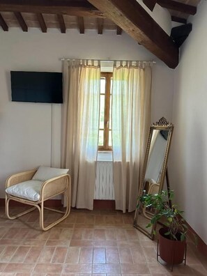 Deluxe Double Room, Garden View | Free WiFi