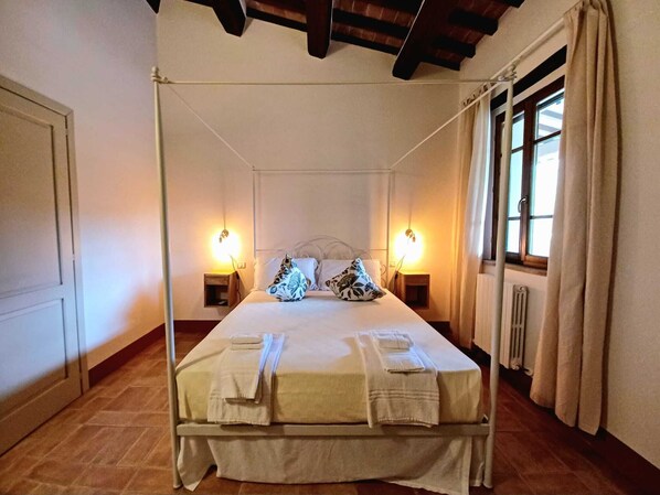 Habitación doble superior, 1 cama de matrimonio, vistas al jardín | Wifi gratis