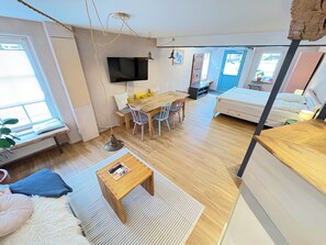 Reisekinderbett, WLAN, Bettwäsche