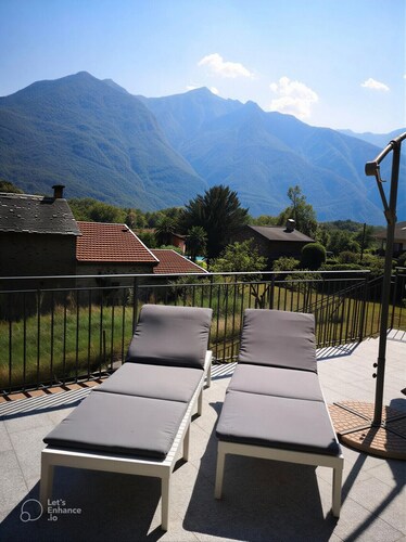 Tati's Little House, Lake Mergozzo and Valgrande Park