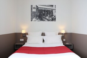 Unclassified image, 5 of 9, button - LE QUARRE  (Bruguières)