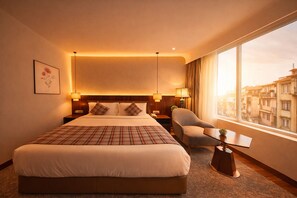 Deluxe Room, 1 Queen Bed, City View | Iron/ironing board, free WiFi - Pride Premier Darjeeling (Darjeeling)