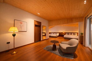 Luxury Suite, Multiple Beds | Living area - Pride Premier Darjeeling (Darjeeling)