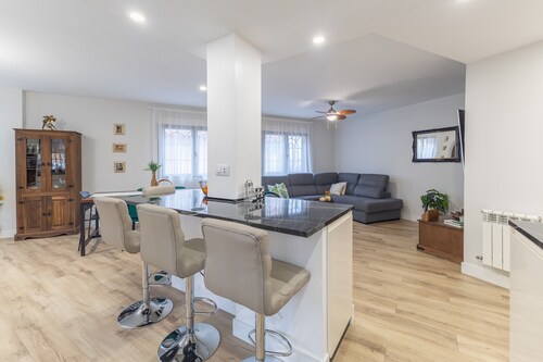 Casa Vacacional 'El Rincón La Roca' con Wi-Fi