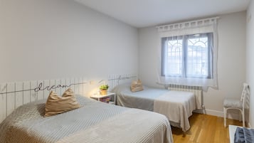3 Schlafzimmer, Bügeleisen/Bügelbrett, WLAN, Bettwäsche