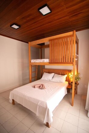 Family Room, Balcony, City View - Na Casa Hostel (Manaus)