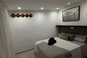 1 bedroom, in-room safe, iron/ironing board, travel cot