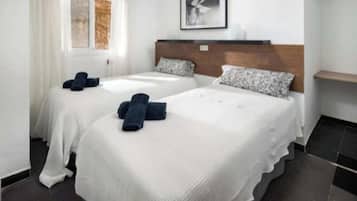 1 bedroom, in-room safe, iron/ironing board, travel cot