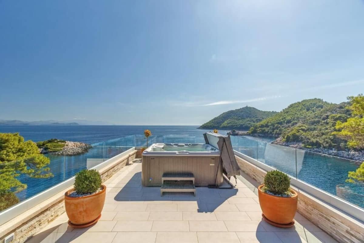 Dobbeltværelse - bakkeudsigt