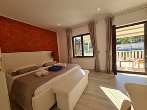 Double Room, Balcony, Hill View | In-room safe, blackout curtains, free WiFi - Villa Mirosa (Saplunara,Mljet)