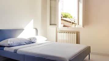 2 chambres, fer et planche Ă repasser, Wi-Fi, draps fournis