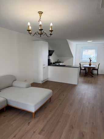Interior. Apartment 'Takumi 137' with Mountain View, Shared Garden and Wi-Fi