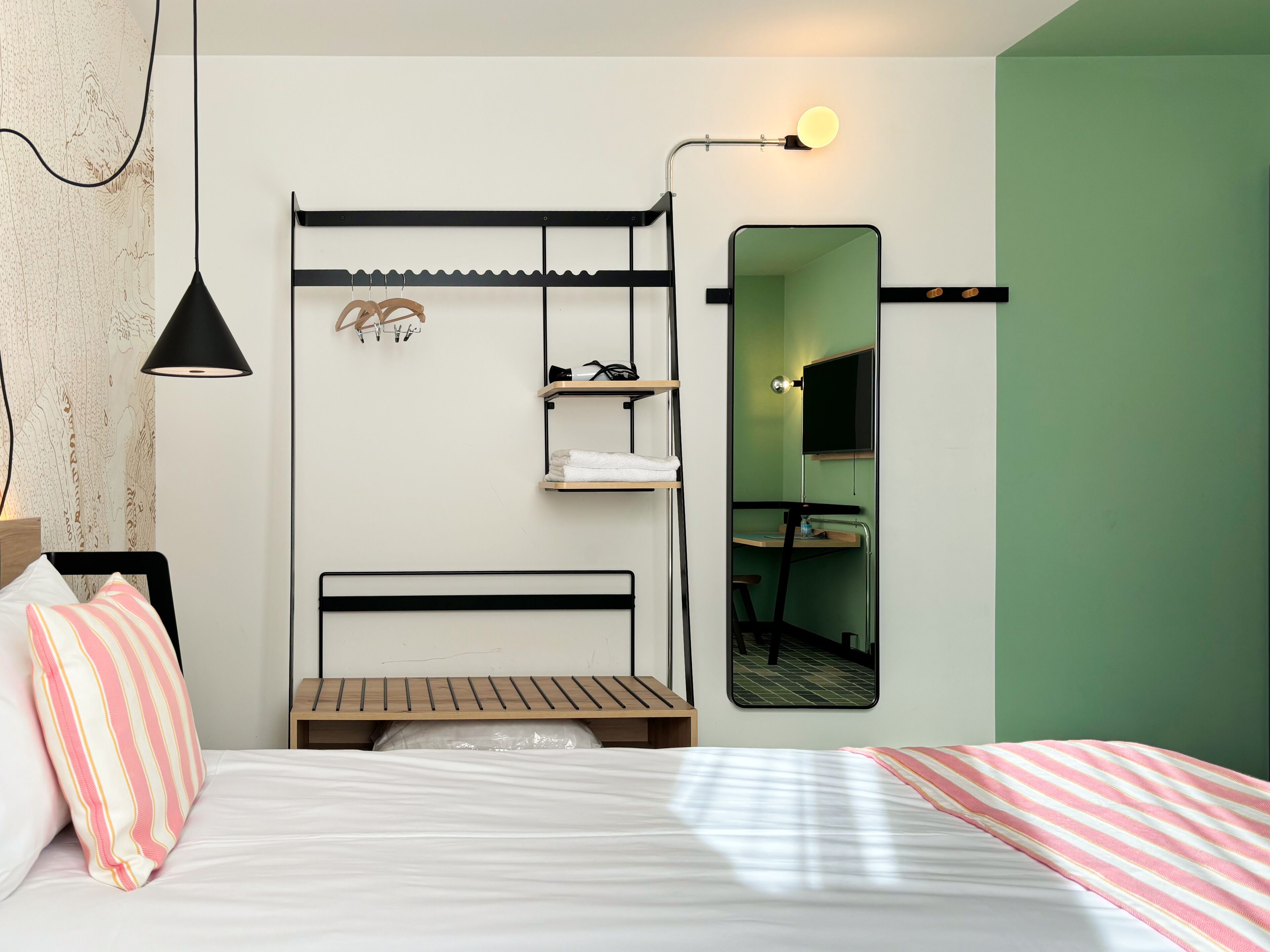 Basic Twin Room, Non Smoking