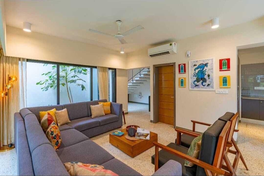 智能電視、書籍