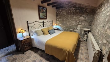 Standard Double Room, Private Bathroom, Mountain View | Free WiFi