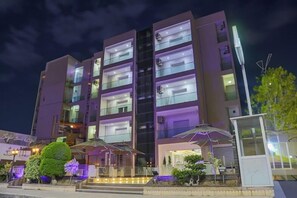 Façana frontal de l'allotjament