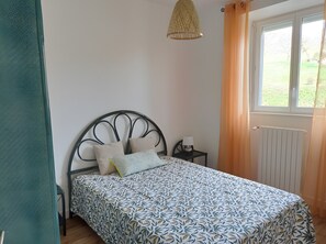 Unclassified image, 2 of 25, button - Fully Renovated Cottage in Basse Corrèze, Sleeps 8, Quiet and Scenic (Beynat)