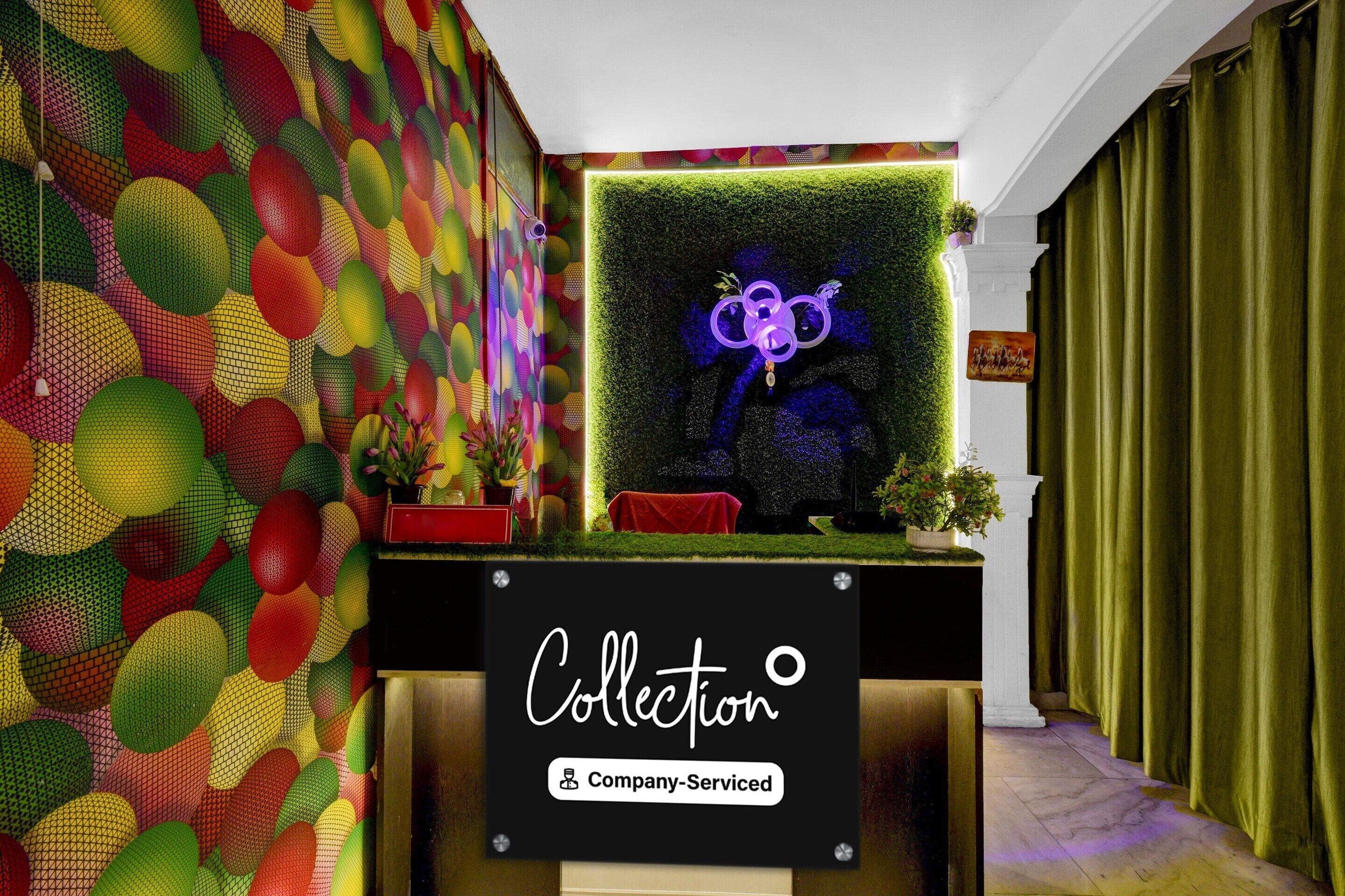 House | Reception