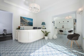 Villa, para fumadores | 6 habitaciones 