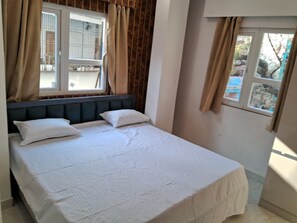 Unclassified image, 2 of 10, button - Shiv Dham Hotel & Banquet  (Varanasi)